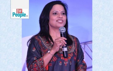 Debanjali Sengupta Takes Over As Country Head, Shell Lubricants India ...