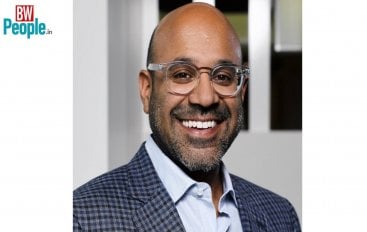 Wayfair Ceo Wayfair's CEO Niraj Shah Lays Off 870 People - BW Businessworld