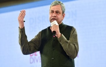 Ashwini Vaishnaw Launches India's Fastest, Indigenous Router With Speed ...