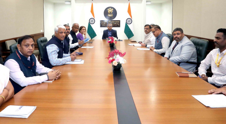 Rajesh Kumar Launches The Revamped MoD and DoD Websites