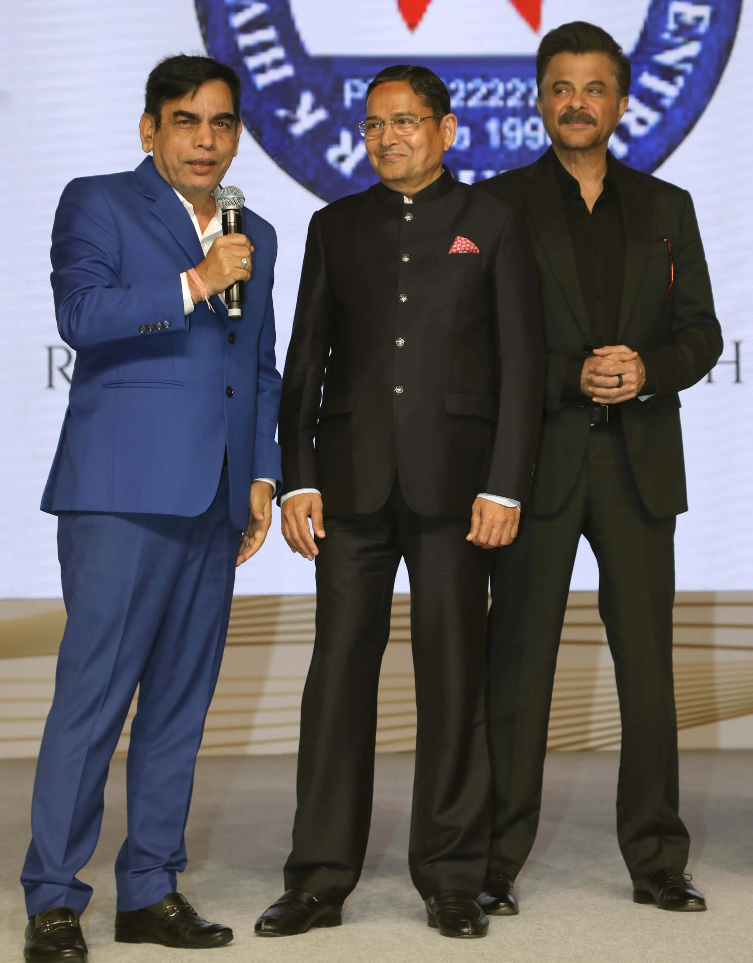 Anil Kapoor Honours Dr Dharmendra Kumar At GJEPC Event - BW Healthcare ...