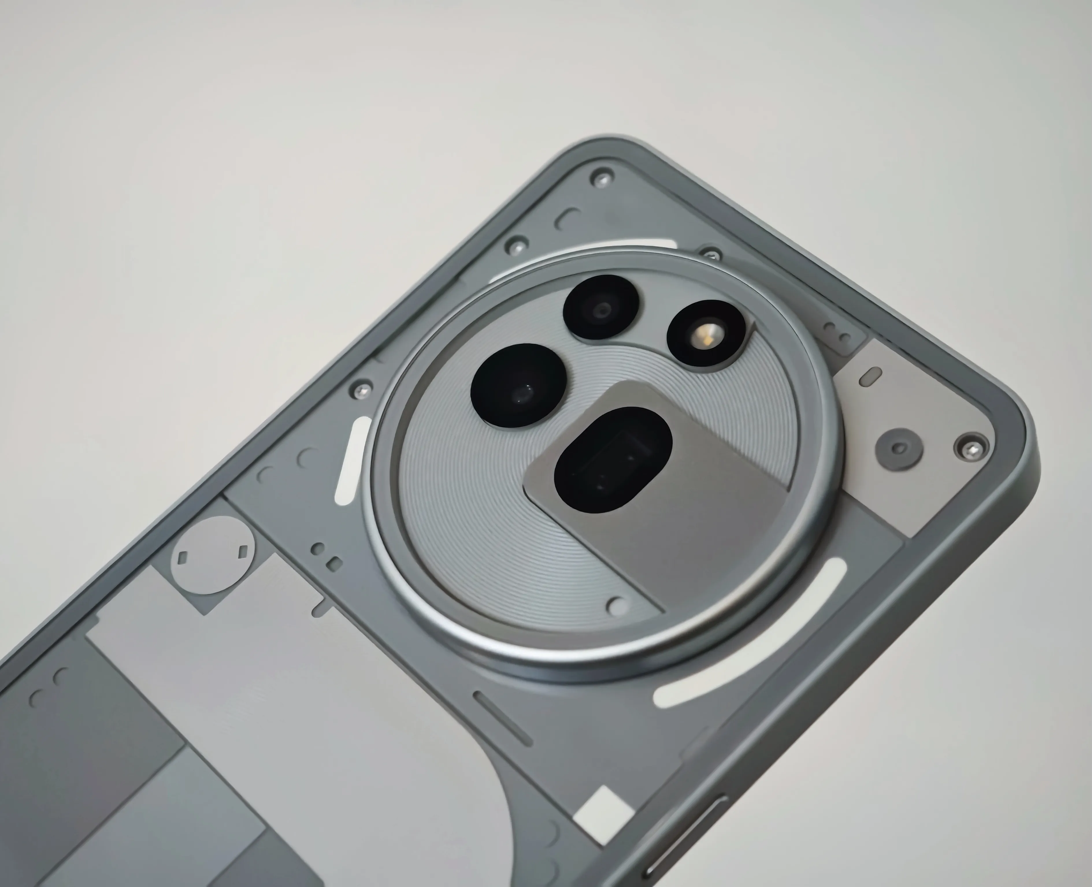 Samsung Galaxy S25 Ultra Review: Refined Design, Revolutionary AI ...