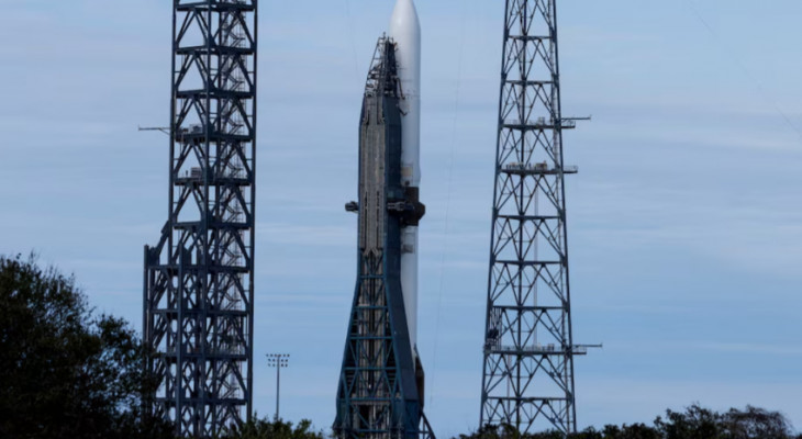 Bezos' Blue Origin Calls Off Debut New Glenn Launch Over Rocket Issue ...