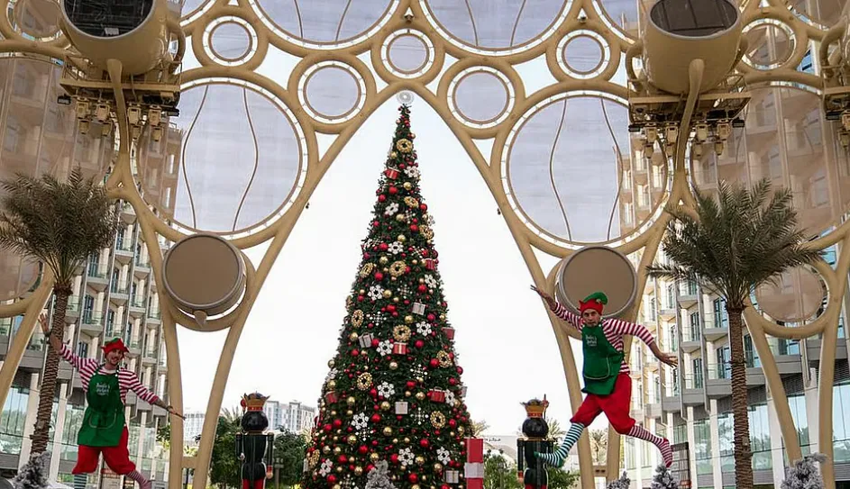 UK Travellers Put Abu Dhabi At The Top Of Their 2025 Christmas Wishlist