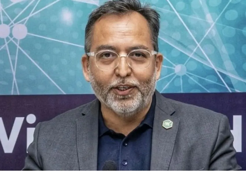 Replus Engitech Unveils India’s First 5 MWh Battery, Plans Rs 500 Cr ...