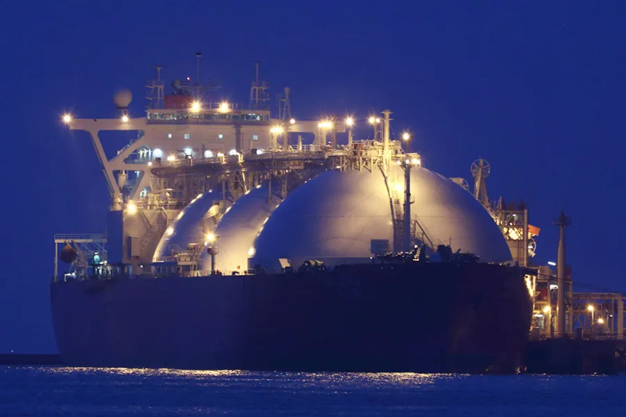 Russia Offers More Oil, LNG To India As West Asia Crisis Disrupts ...